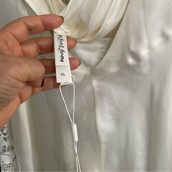 For Love & Lemons Sleeping Dress - Picture 12 of 12